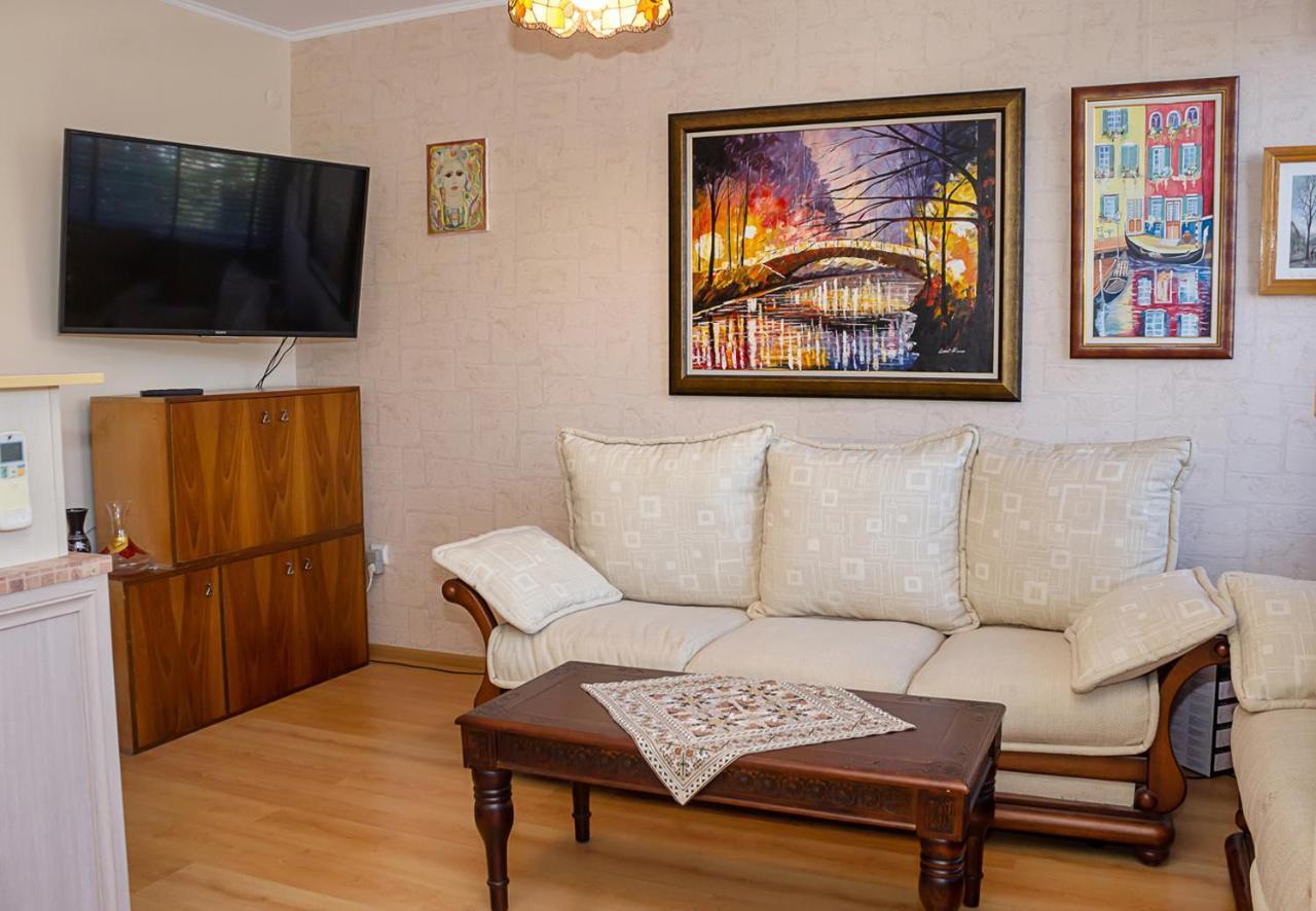 Cozy 1Bd Apartment With Free Parking In The Area By Flat Mаnager Варна Екстер'єр фото